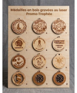 Médailles en bois